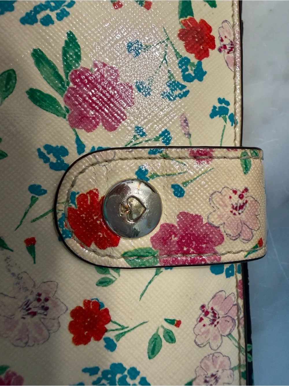 kate spade New York Stacey Floral Zip Wallet Wristlet and coin purse